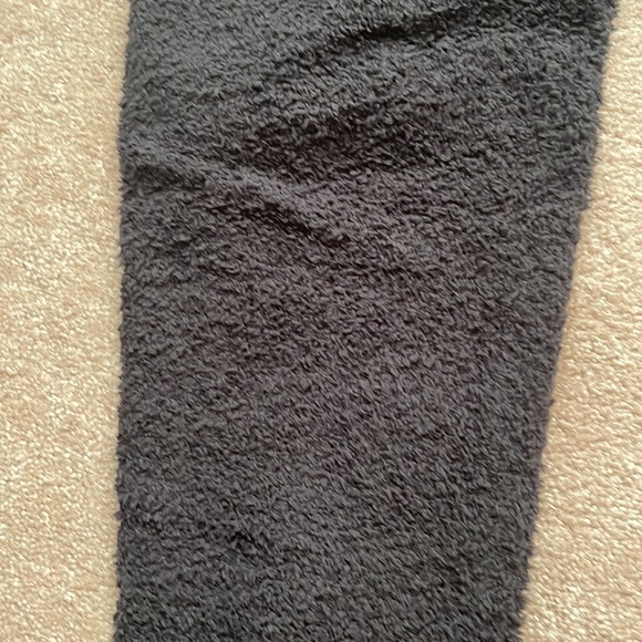 ☃️EUC☃️ - Ladies UGG fuzzy PJ Sherpa joggers black size Large - Picture 2 of 9